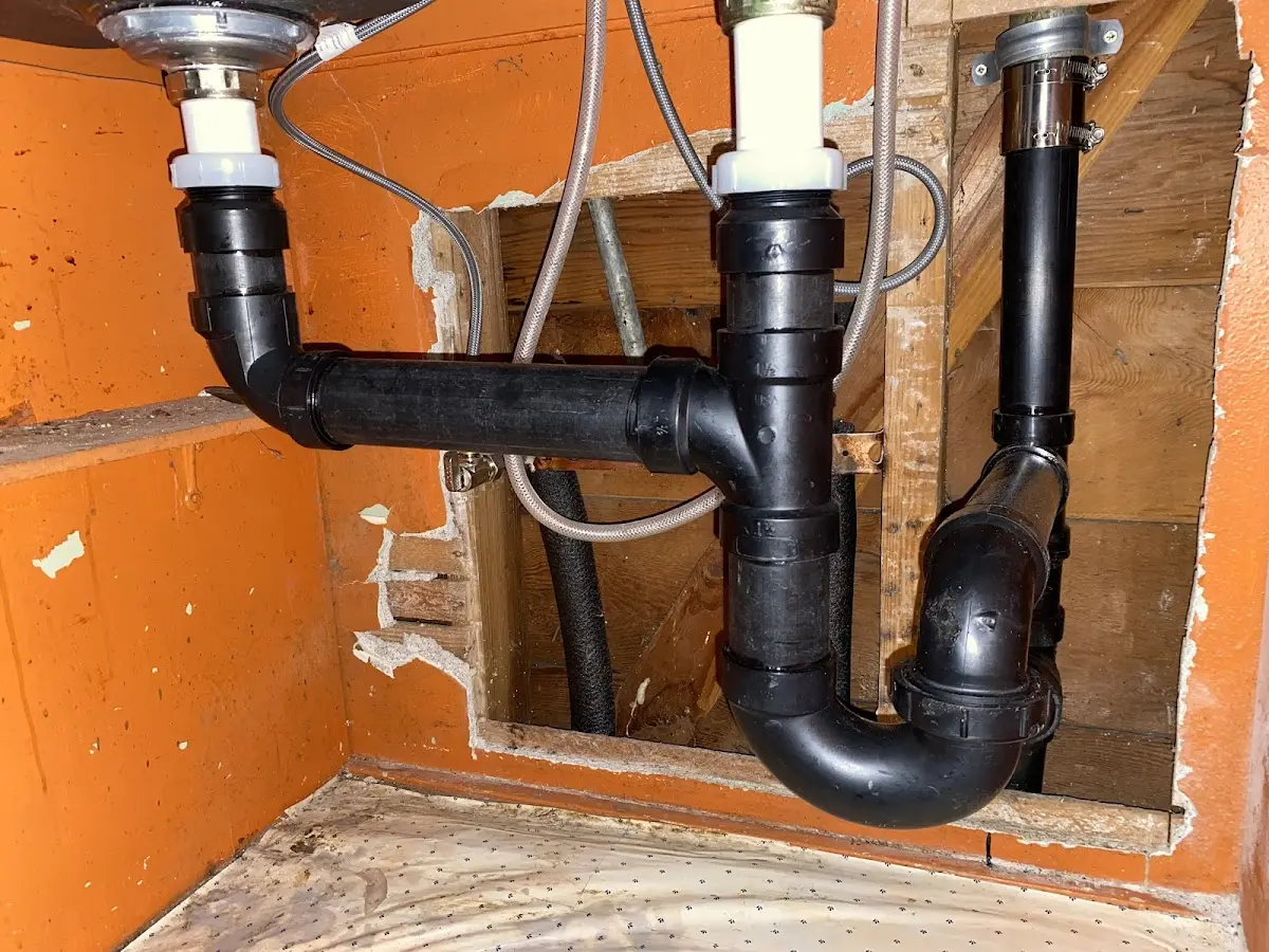 Professional Pipe Bursting equipment and tools on the job in North Union